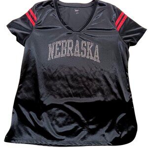 Large Nebraska Huskers T-shirt Womens Black V-Neck Shirt Rhinestone Logo